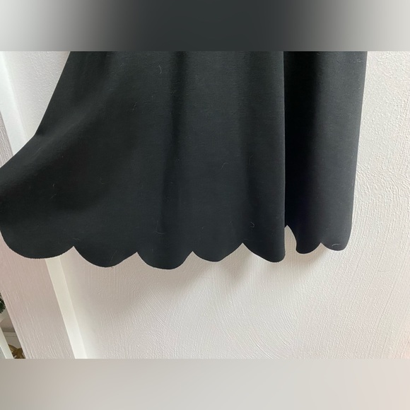 Lulus scalloped black dress. Size Medium - Picture 3 of 4